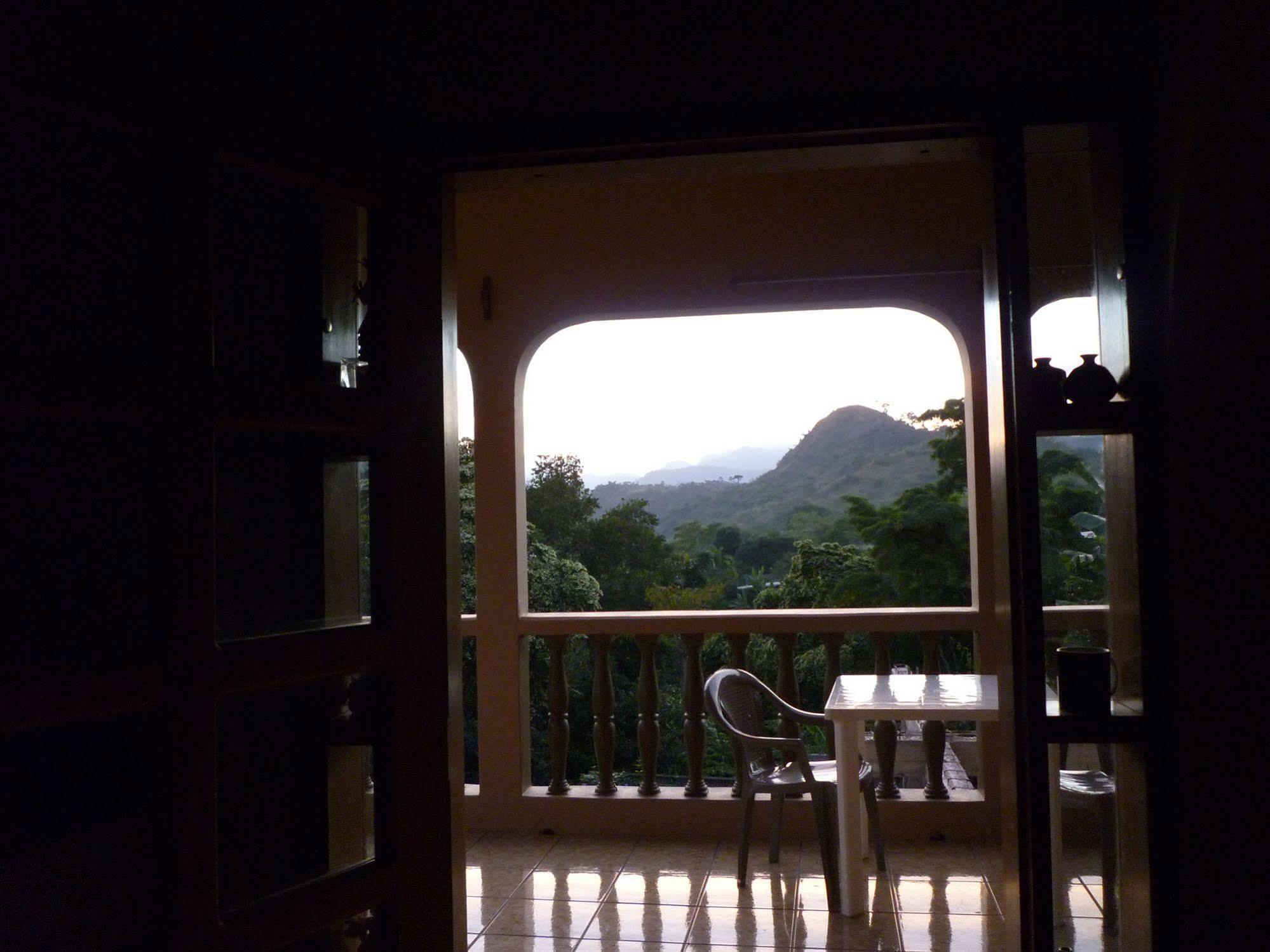 Hotel La Escalinata Copán Екстериор снимка