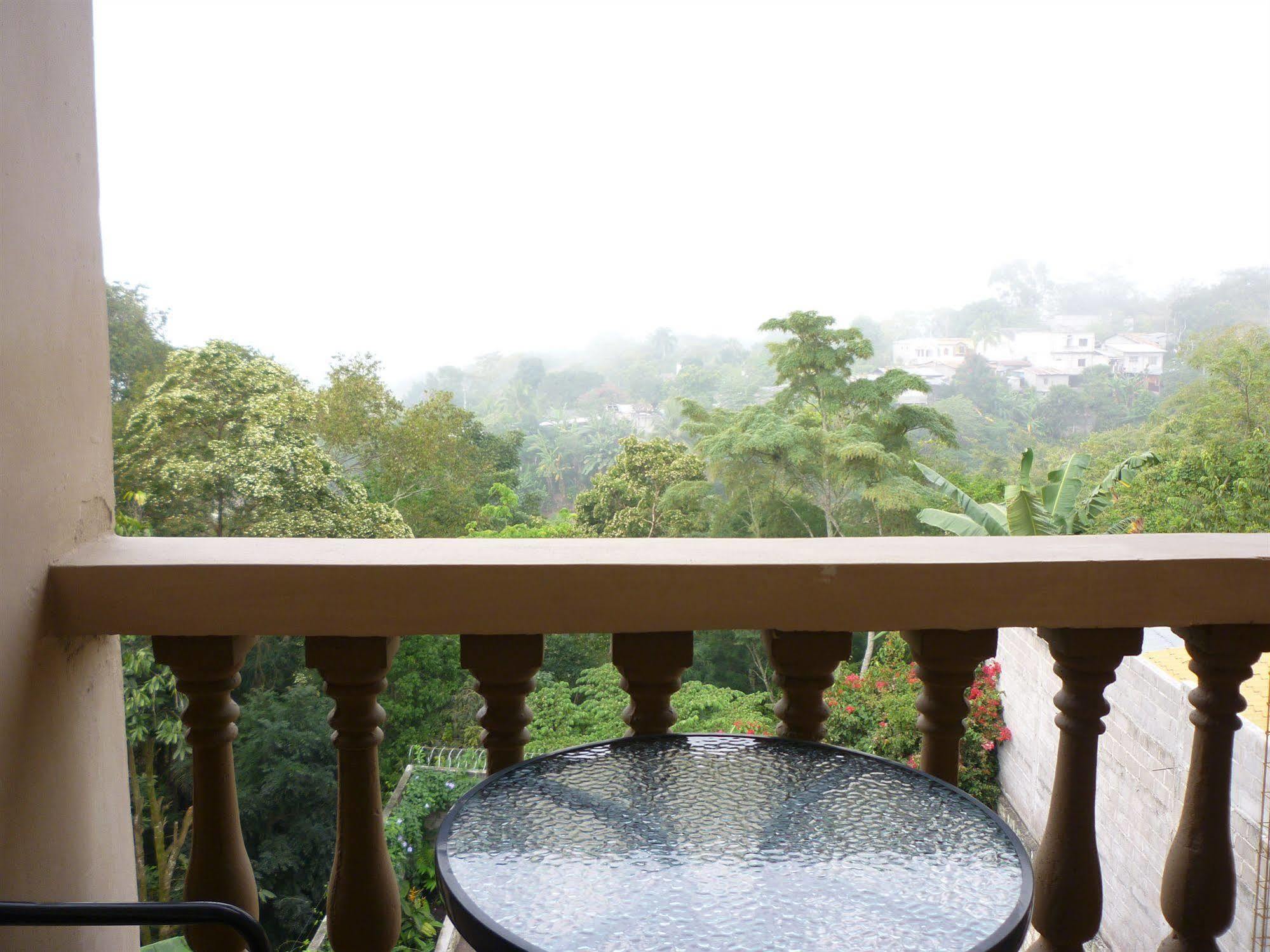 Hotel La Escalinata Copán Екстериор снимка