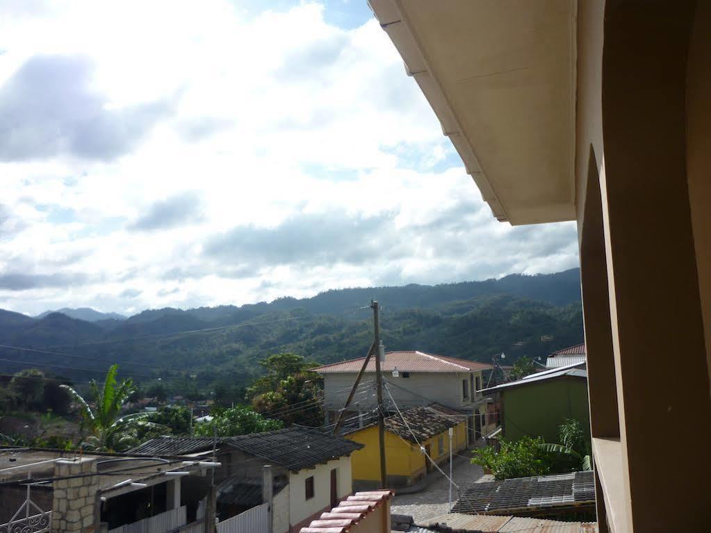 Hotel La Escalinata Copán Екстериор снимка